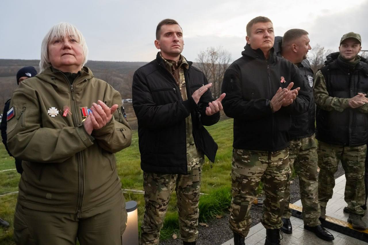 Светлана Гизай: Вместе с коллегами – депутатами и членами Луганского республиканского отделения Всероссийской общественной организации ветеранов «БОЕВОЕ БРАТСТВО» приняли участие в торжественном открытии реконструированного... Светлана Гизай: Вместе с коллегами – депутатами и членами Луганского республиканского отделения Всероссийской общественной организации ветеранов «БОЕВОЕ БРАТСТВО» приняли участие в торжественном открытии реконструированного...