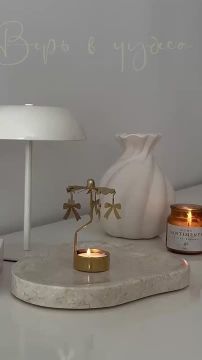 Гаснет мир. Сияет вечер. Паруса