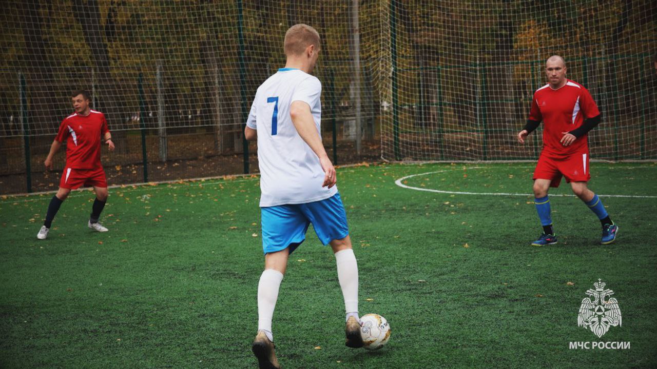 В единстве — наша победа! Спасатели МЧС России по ЛНР завоевали золото патриотического турнира ко Дню народного единства В единстве — наша победа! Спасатели МЧС России по ЛНР завоевали золото патриотического турнира ко Дню народного единства