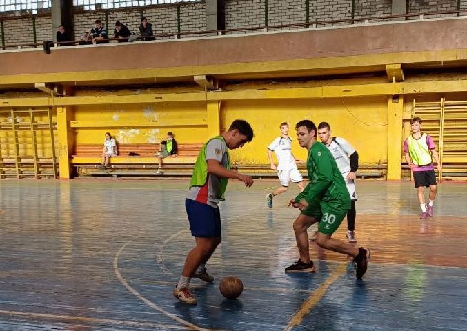 Прошел отборочный этап соревнований по футзалу на Кубок Главы ЛНР Прошел отборочный этап соревнований по футзалу на Кубок Главы ЛНР