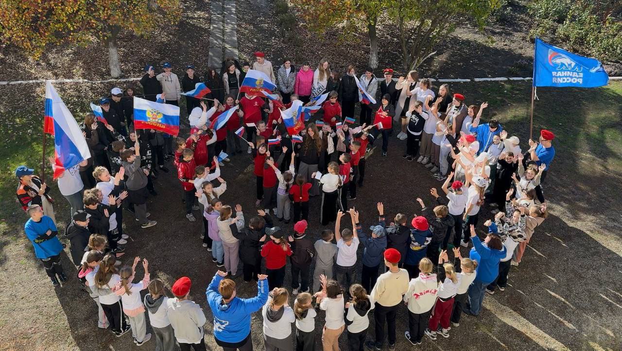 Андрей Рубанцов: Уже завтра наша страна отметит один из главных государственных праздников- День народного единства! Андрей Рубанцов: Уже завтра наша страна отметит один из главных государственных праздников- День народного единства!