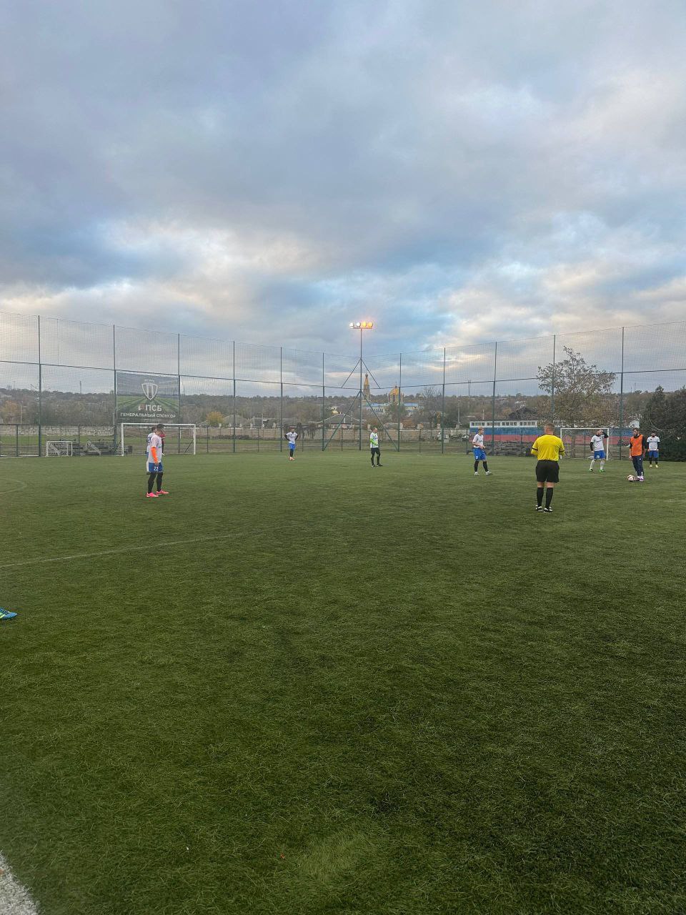 Полуфинал Серебряного Кубка ЛФЛ ЛНР: "Топоры" одержали победу над ФК "Рубежное" Полуфинал Серебряного Кубка ЛФЛ ЛНР: "Топоры" одержали победу над ФК "Рубежное"