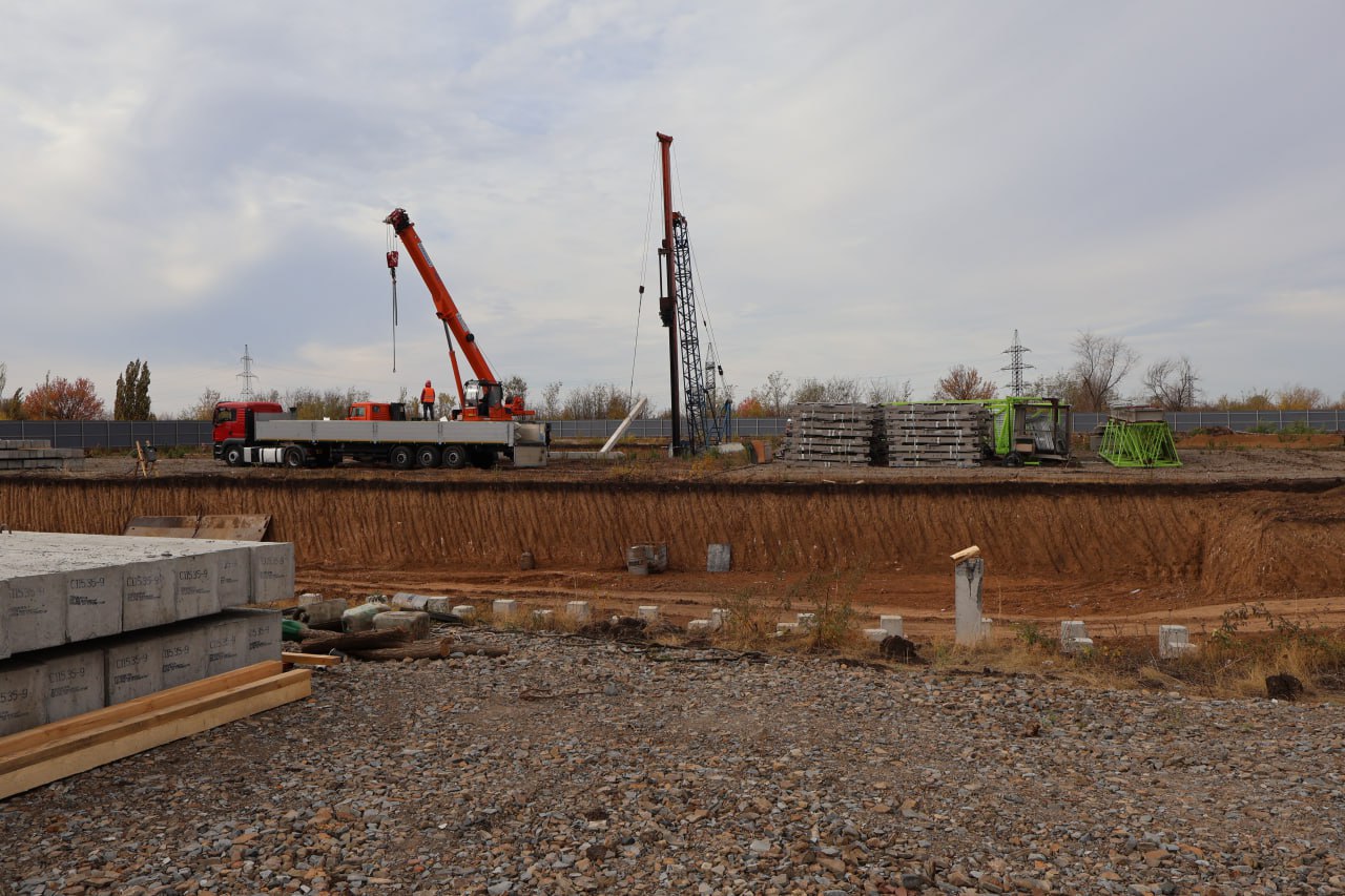 В ЛНР реализуется около 60 проектов жилищного строительства, выдано 22 разрешения на строительство многоквартирных домов общей площадью более 220 тыс В ЛНР реализуется около 60 проектов жилищного строительства, выдано 22 разрешения на строительство многоквартирных домов общей площадью более 220 тыс