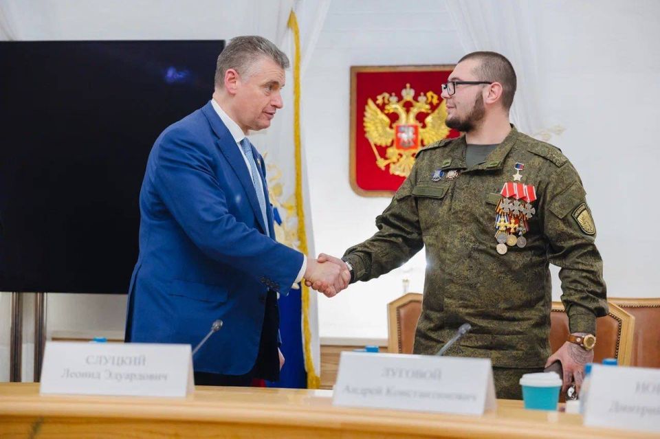 «Очень рад, что жизнь нас свела», — Леонид Слуцкий поздравил бригаду имени Святого Благоверного князя Александра Невского с трёхлетием «Очень рад, что жизнь нас свела», — Леонид Слуцкий поздравил бригаду имени Святого Благоверного князя Александра Невского с трёхлетием