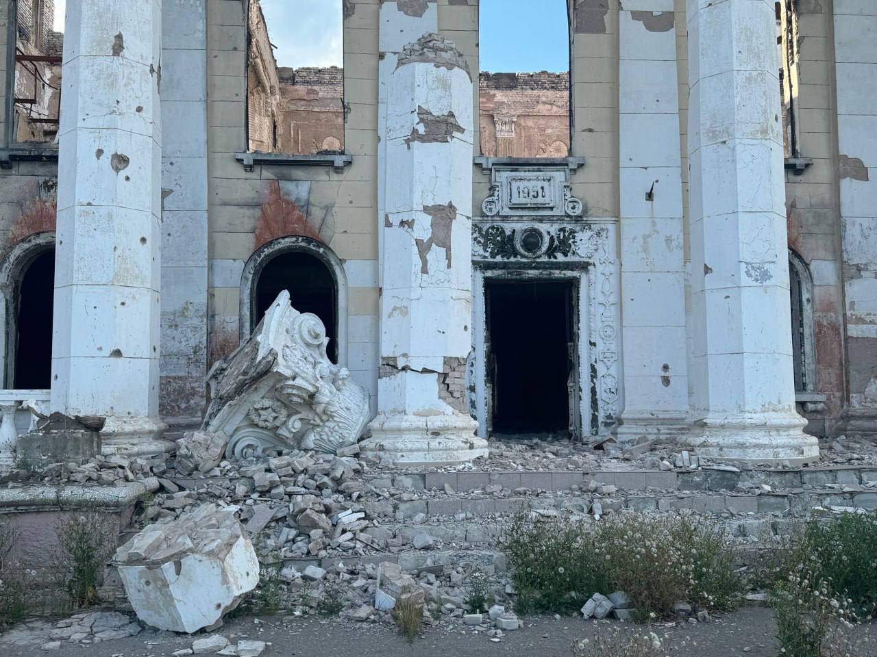 Александр Малькевич: Лисичанск: старые улицы, новые надежды Александр Малькевич: Лисичанск: старые улицы, новые надежды