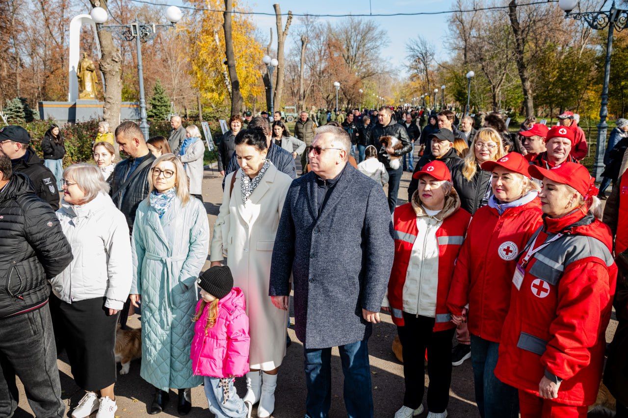 В День народного единства в луганском парке им. М. Горького прошли масштабные культурные мероприятия В День народного единства в луганском парке им. М. Горького прошли масштабные культурные мероприятия