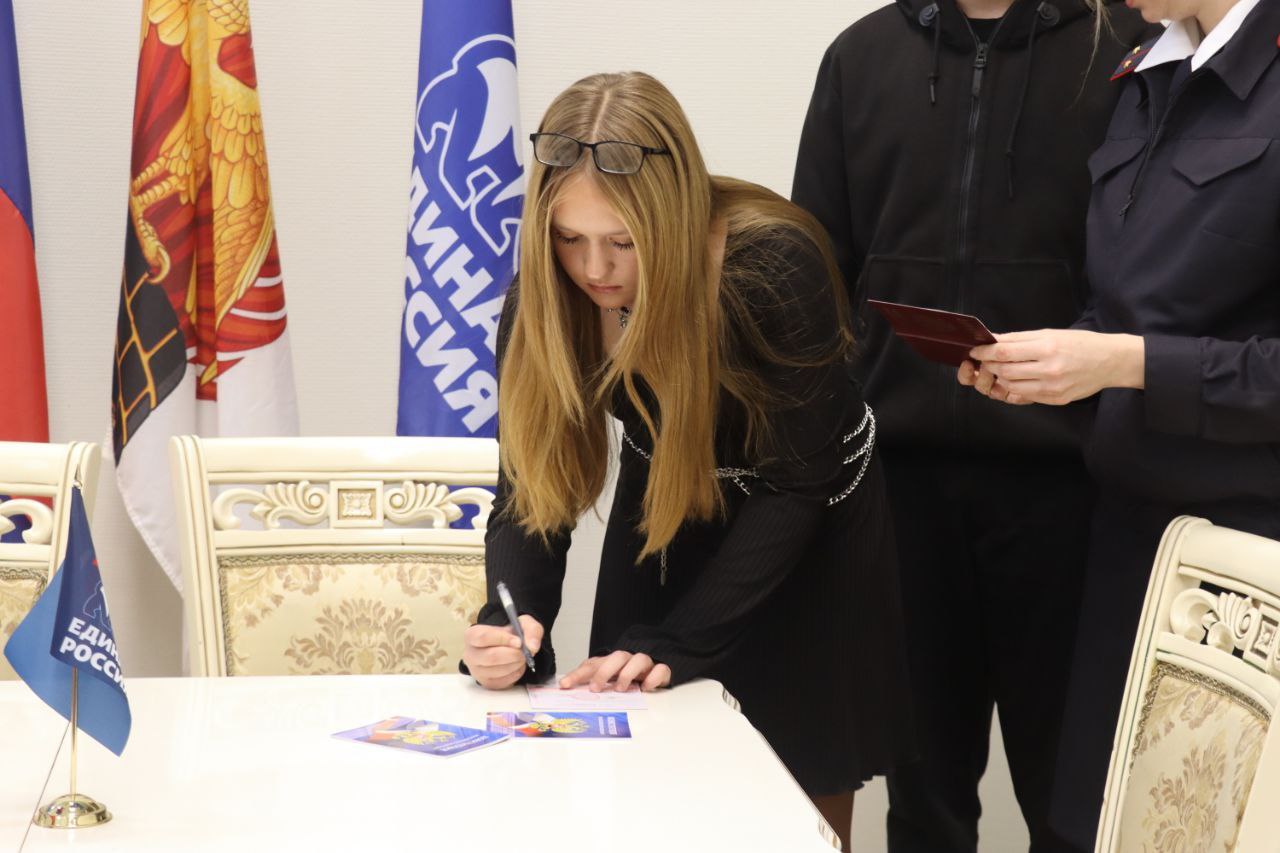 Яна Сылкина: День народного единства встречаем в Северодонецке добрыми делами Яна Сылкина: День народного единства встречаем в Северодонецке добрыми делами