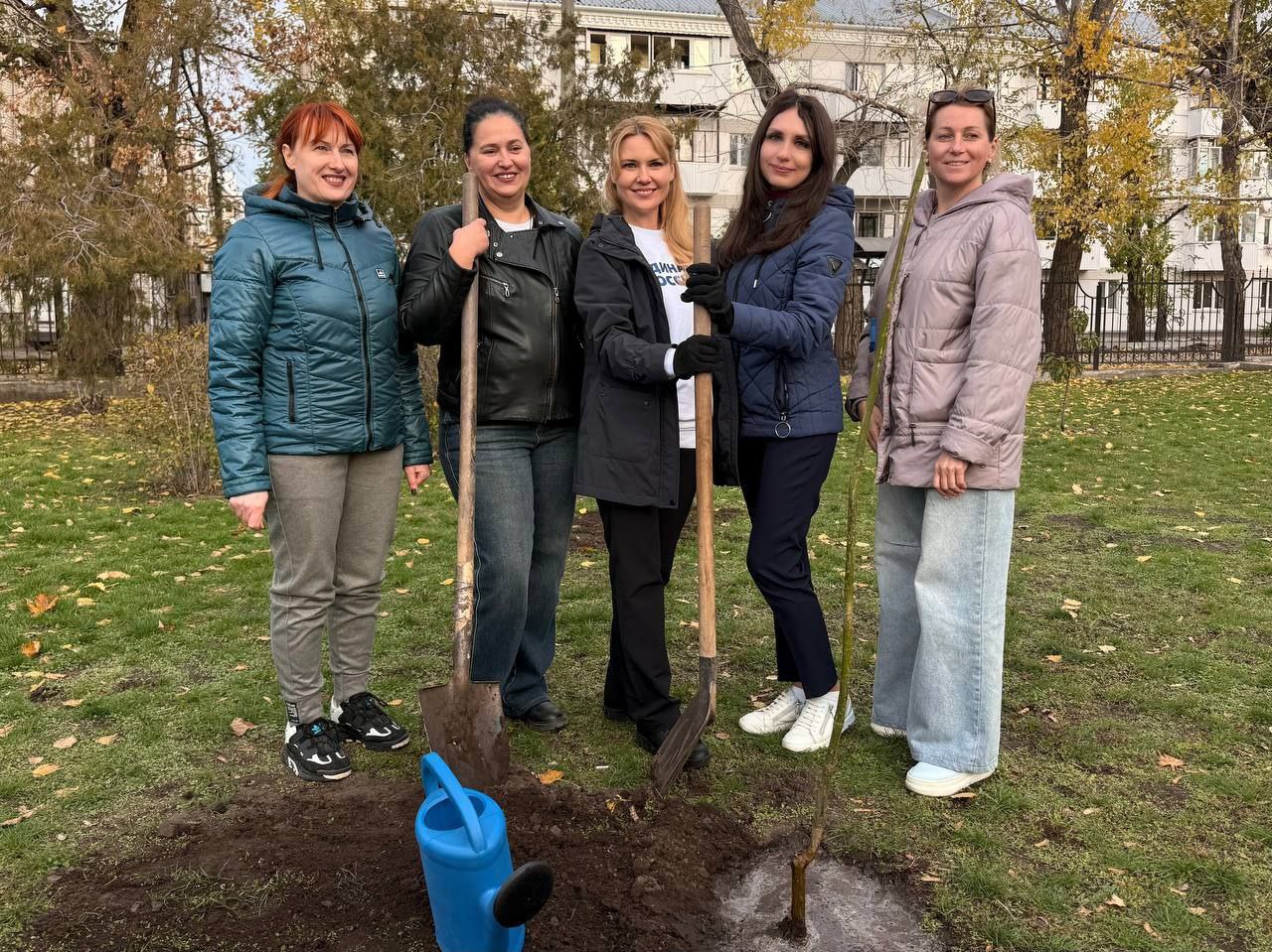 Яна Сылкина: День народного единства встречаем в Северодонецке добрыми делами Яна Сылкина: День народного единства встречаем в Северодонецке добрыми делами