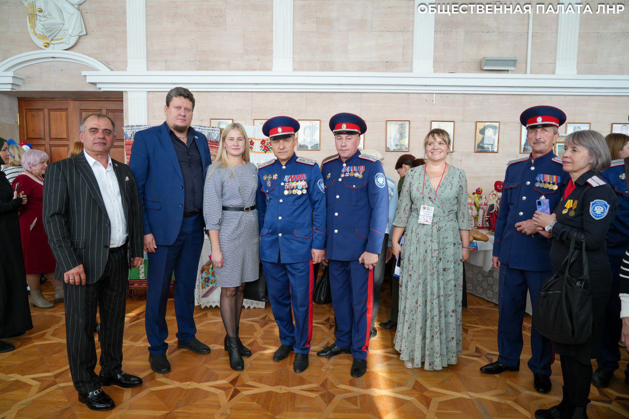 «Мы вместе»: В ЛНР отметили День народного единства большим праздничным фестивалем «Мы вместе»: В ЛНР отметили День народного единства большим праздничным фестивалем