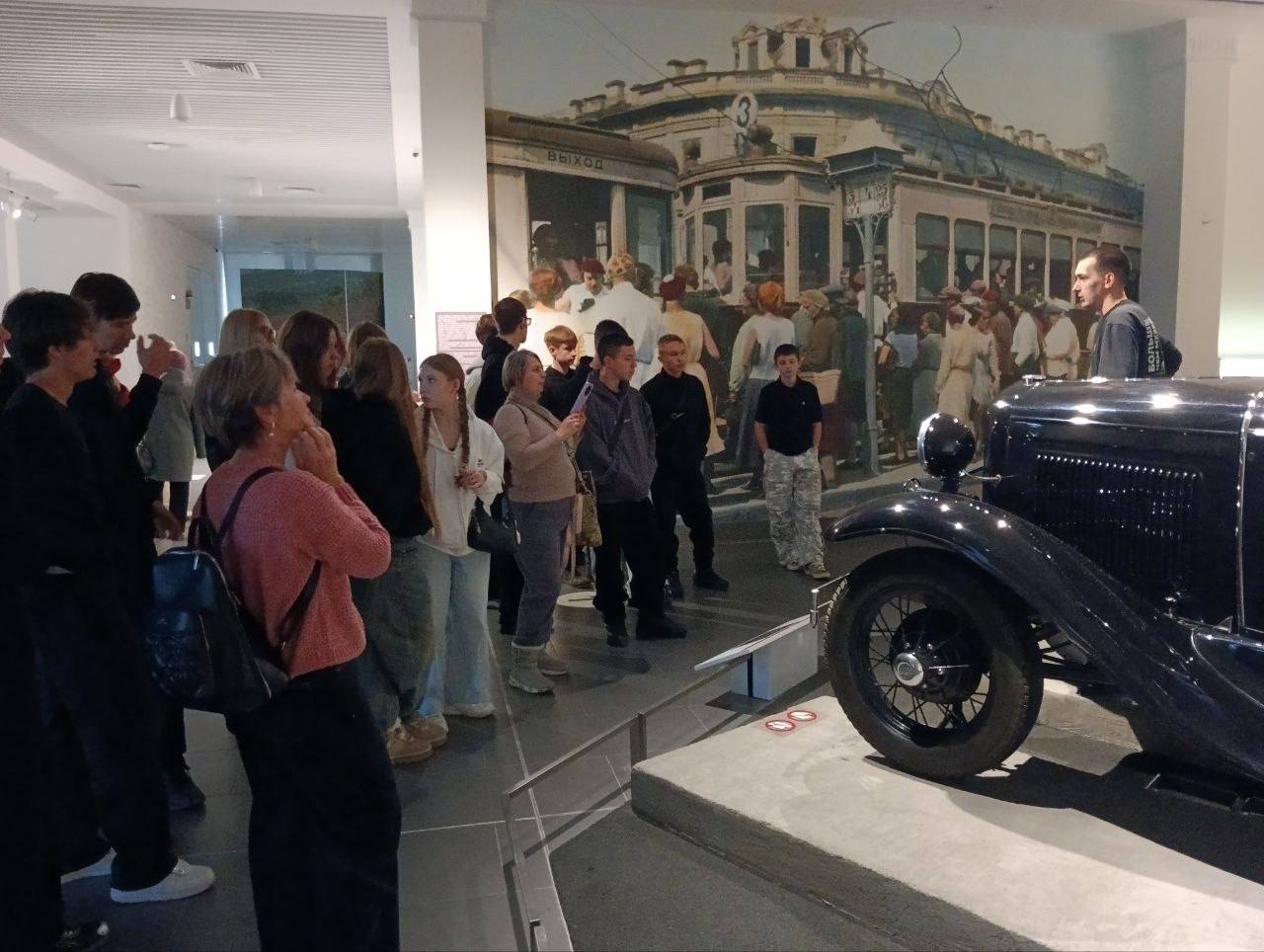 Дети участников СВО из ЛНР встречают День народного единства в поездке на Урал! Дети участников СВО из ЛНР встречают День народного единства в поездке на Урал!