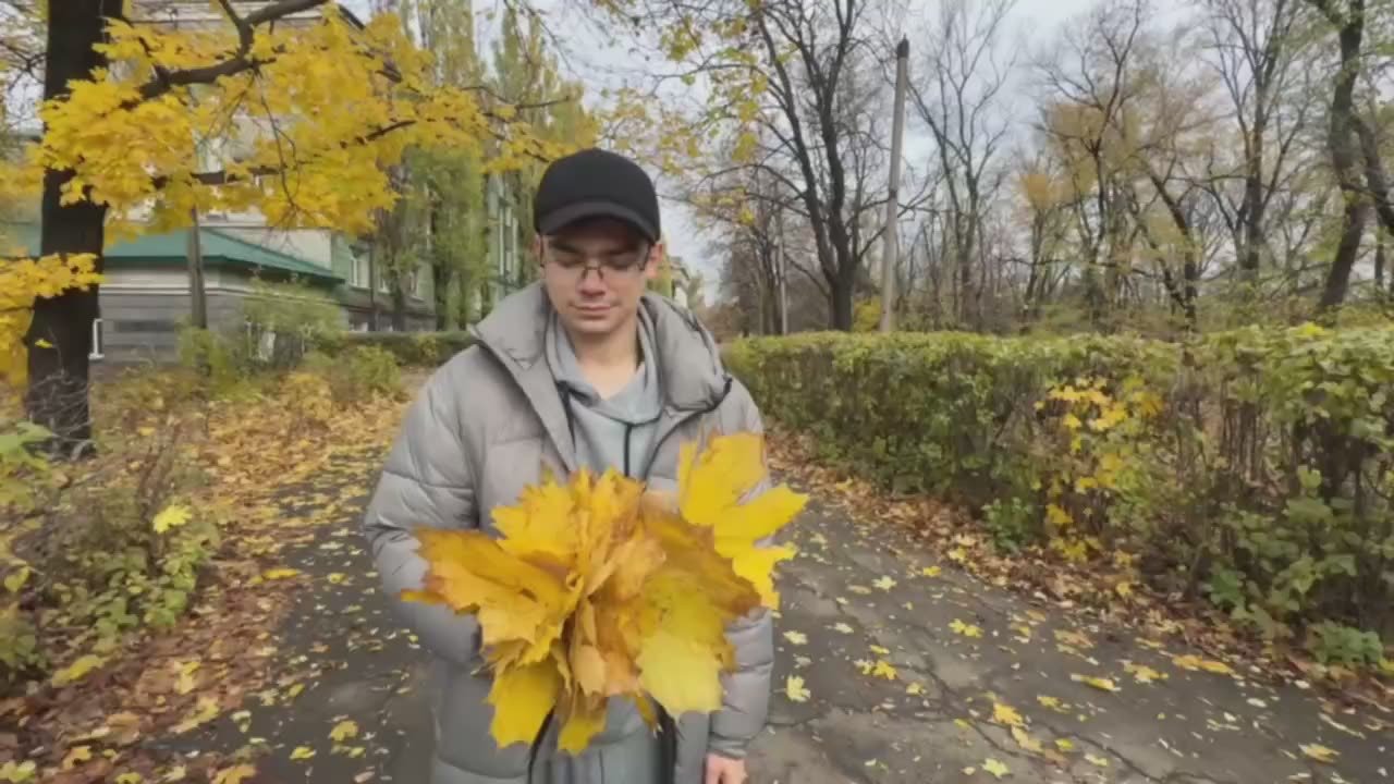 Молодежный совет при Администрации ГО город Красный Луч, сердечно поздравляет С Днем Народного Единства