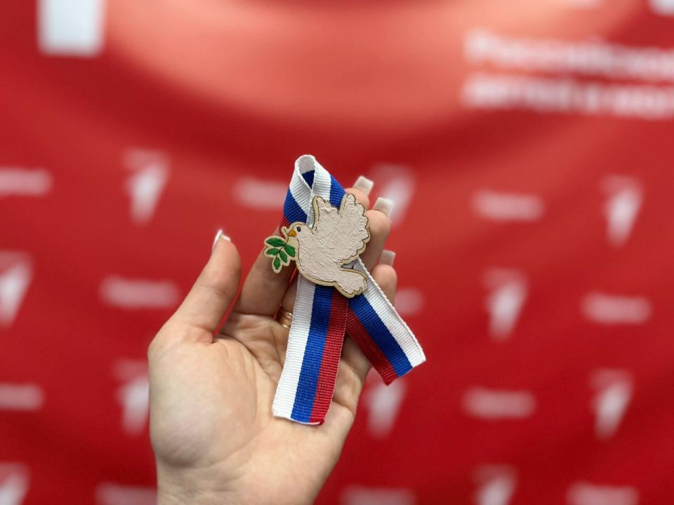 Праздничный мастер-класс объединил оренбуржцев и перевальчан Праздничный мастер-класс объединил оренбуржцев и перевальчан