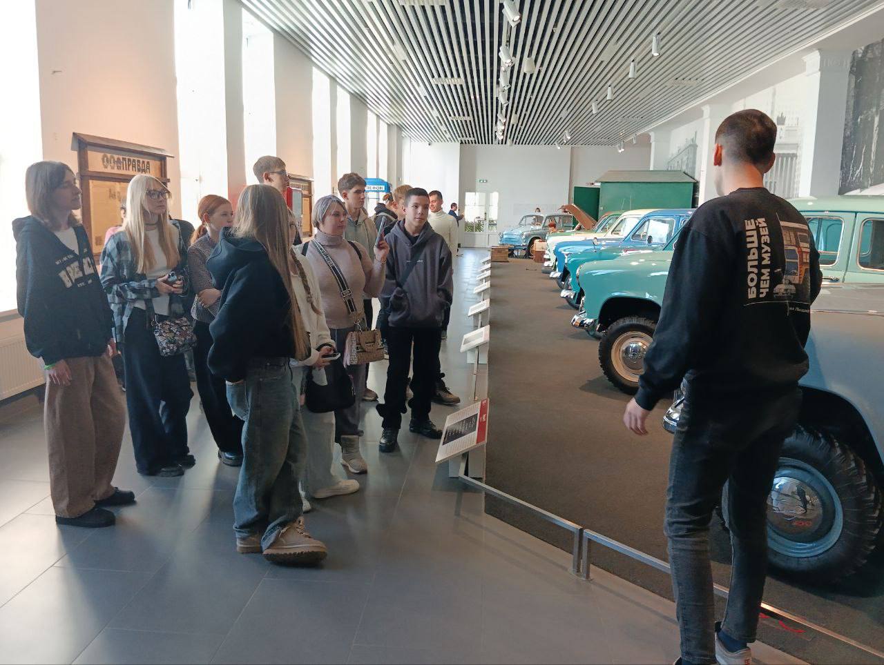 Дети участников СВО из ЛНР встречают День народного единства в поездке на Урал! Дети участников СВО из ЛНР встречают День народного единства в поездке на Урал!