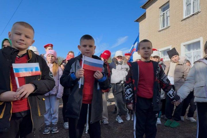 День народного единства: Как праздник прошёл в городах и районах ЛНР День народного единства: Как праздник прошёл в городах и районах ЛНР