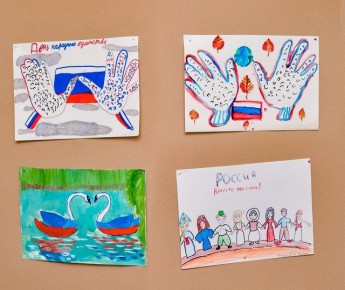 К государственному празднику Дню народного единства, который отмечается 4 ноября, обучающиеся отдела изобразительного искусства МБУ ДО РДШИ приняли участие в школьной акции «Словно радуги цвета – мы едины навсегда!»