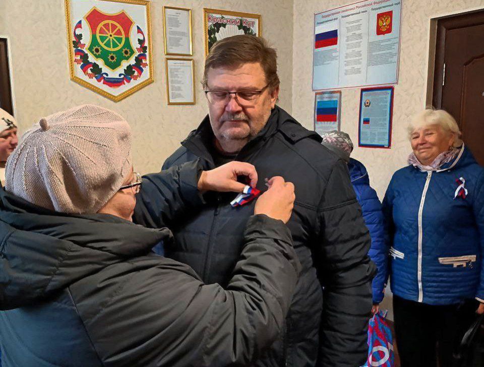 Событие, посвящённое знаменательной дате Дня народного единства, прошло в пгт Красный Кут Событие, посвящённое знаменательной дате Дня народного единства, прошло в пгт Красный Кут
