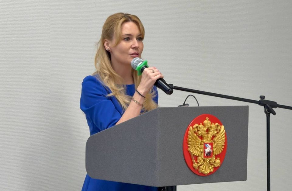 Дарья Лантратова: Самый главный документ в жизни человека - паспорт гражданина Российской Федерации Дарья Лантратова: Самый главный документ в жизни человека - паспорт гражданина Российской Федерации