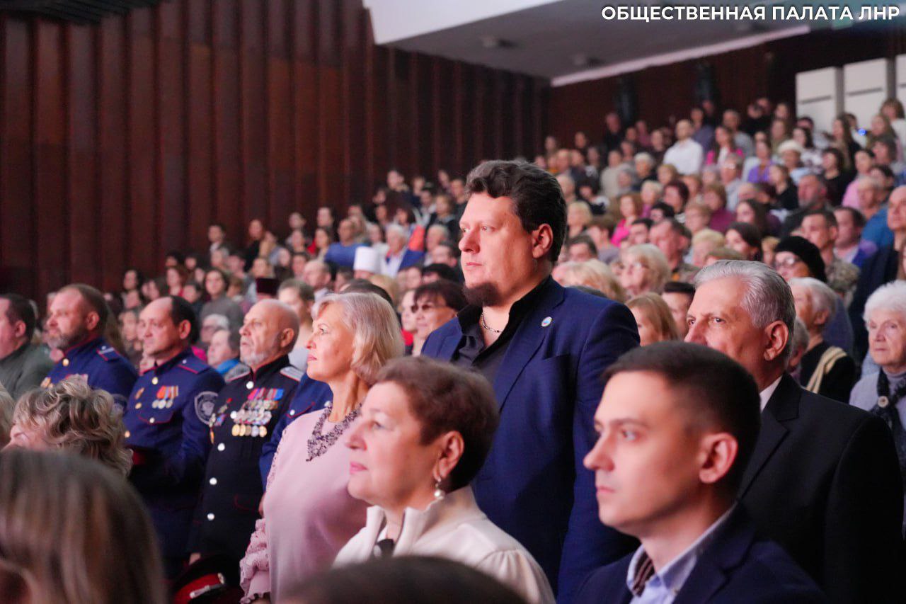 «Мы вместе»: В ЛНР отметили День народного единства большим праздничным фестивалем «Мы вместе»: В ЛНР отметили День народного единства большим праздничным фестивалем