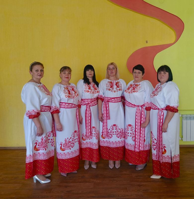 В Перевальске состоялся яркий и много культурный фестиваль ко Дню народного единства В Перевальске состоялся яркий и много культурный фестиваль ко Дню народного единства