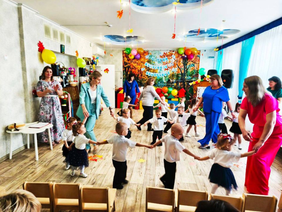 "Мы дружбою своей сильны": Луганский Дом ребенка отметил День народного единства! "Мы дружбою своей сильны": Луганский Дом ребенка отметил День народного единства!