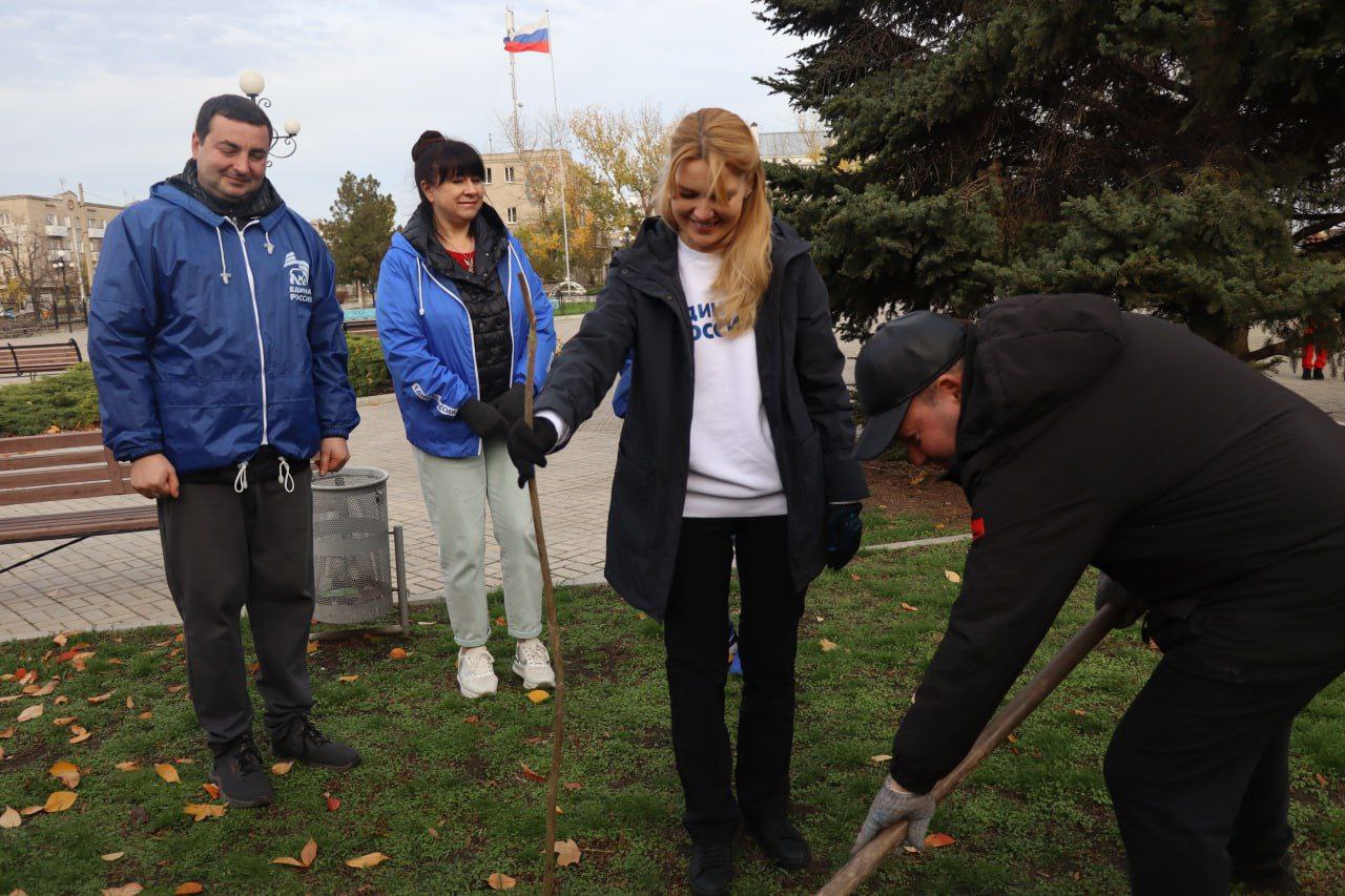 Дарья Лантратова посетила Северодонецк в День народного единства Дарья Лантратова посетила Северодонецк в День народного единства