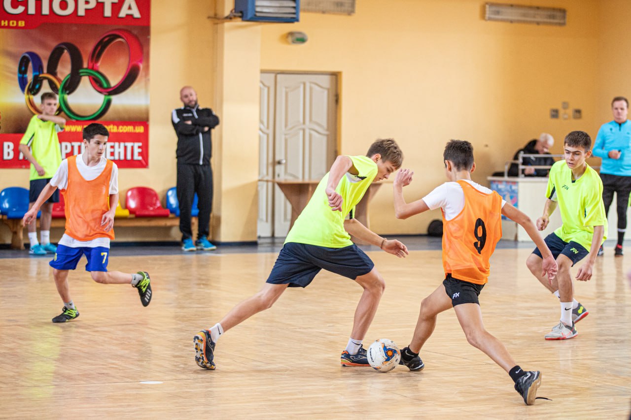 В Луганске прошли финальные игры Кубка Главы ЛНР по футзалу В Луганске прошли финальные игры Кубка Главы ЛНР по футзалу