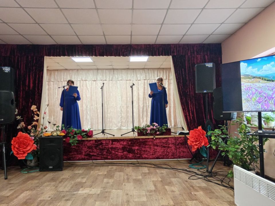 В Марсовском народном доме культуры состоялся концерт в честь Дня народного единства В Марсовском народном доме культуры состоялся концерт в честь Дня народного единства