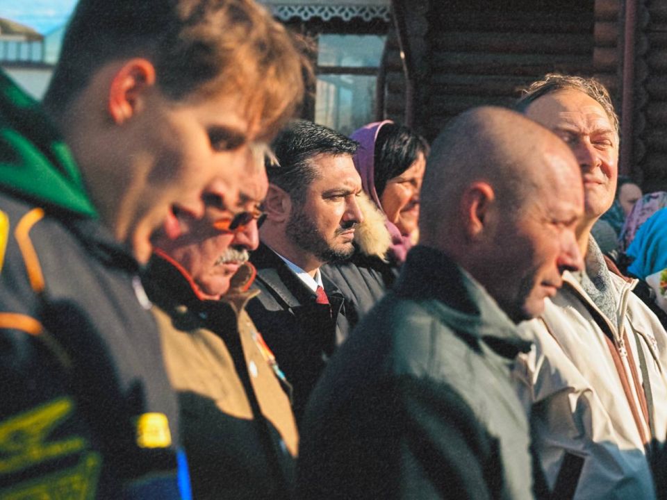 С МОЛИТВОЙ В СЕРДЦЕ — КРЕСТНЫЙ ХОД В ДЕНЬ КАЗАНСКОЙ ИКОНЫ БОЖИЕЙ МАТЕРИ С МОЛИТВОЙ В СЕРДЦЕ — КРЕСТНЫЙ ХОД В ДЕНЬ КАЗАНСКОЙ ИКОНЫ БОЖИЕЙ МАТЕРИ