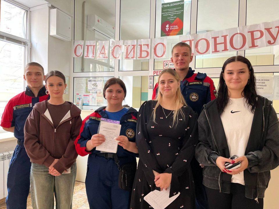 Сердечно поздравляем всех с Днём народного единства! Этот праздник — напоминание о нашей силе, когда мы вместе Сердечно поздравляем всех с Днём народного единства! Этот праздник — напоминание о нашей силе, когда мы вместе