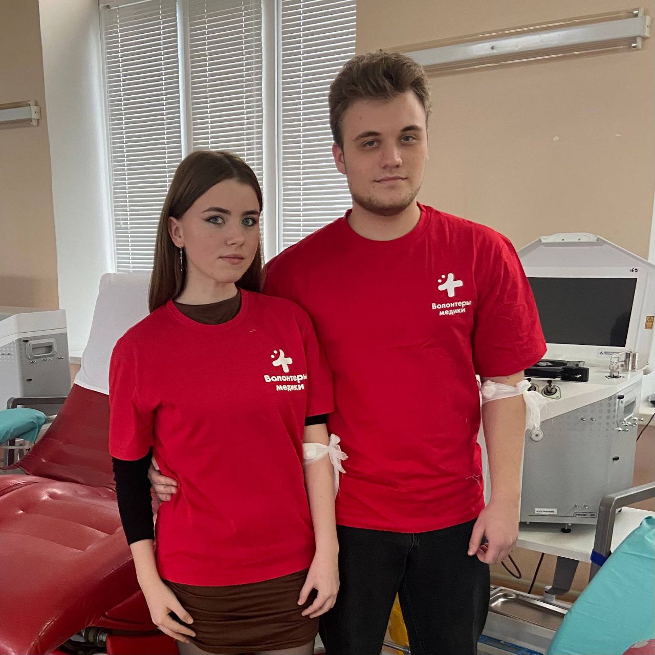 История любви и добрых дел: Владислав и Карина — пример настоящей семьи и настоящих героев!