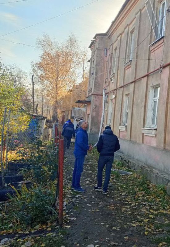 Андрей Сухачев: В результате ночного удара ВСУ поврежден жилой дом в районе станции Должанская Андрей Сухачев: В результате ночного удара ВСУ поврежден жилой дом в районе станции Должанская