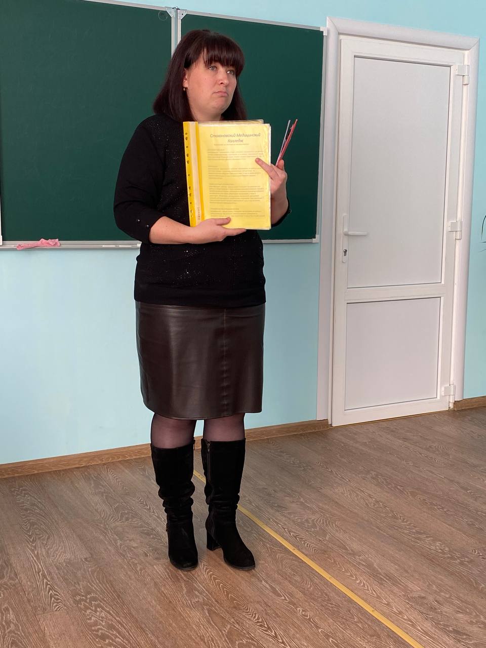 В период осенних каникул в ГБОУ ЛНР «ЛСШ № 27» прошло заседание педагогического совета с повесткой дня «Организация профориентационной работы в 2025-2026 учебном году» В период осенних каникул в ГБОУ ЛНР «ЛСШ № 27» прошло заседание педагогического совета с повесткой дня «Организация профориентационной работы в 2025-2026 учебном году»