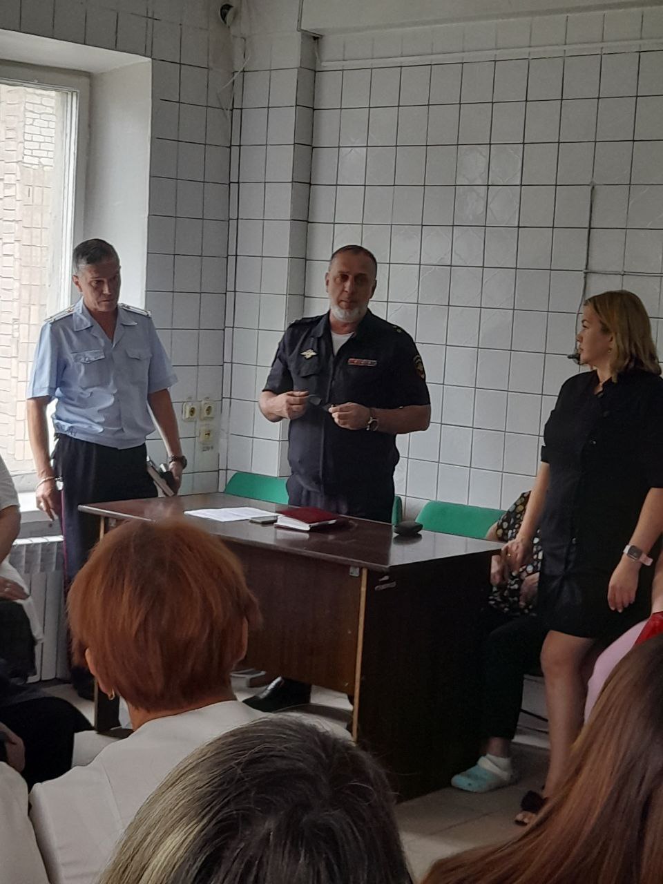 Специалисты ЛГСП №3 прослушали лекцию от сотрудников ОМВД "Октябрьский" по предотвращению телефонного мошенничества