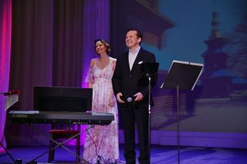 Красноярские артисты дарят Свердловску незабываемые встречи