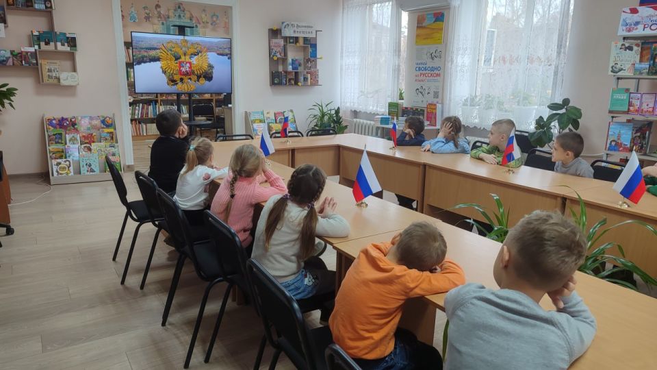 Исторический экскурс «В этот день была Россия спасена» состоялся в Славяносербске Исторический экскурс «В этот день была Россия спасена» состоялся в Славяносербске