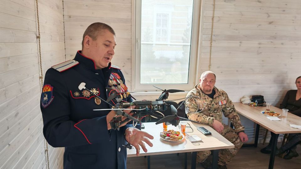 День народного единства! Мероприятие ветеранов СВО посвящено – патриотизму и служению Отечеству День народного единства! Мероприятие ветеранов СВО посвящено – патриотизму и служению Отечеству