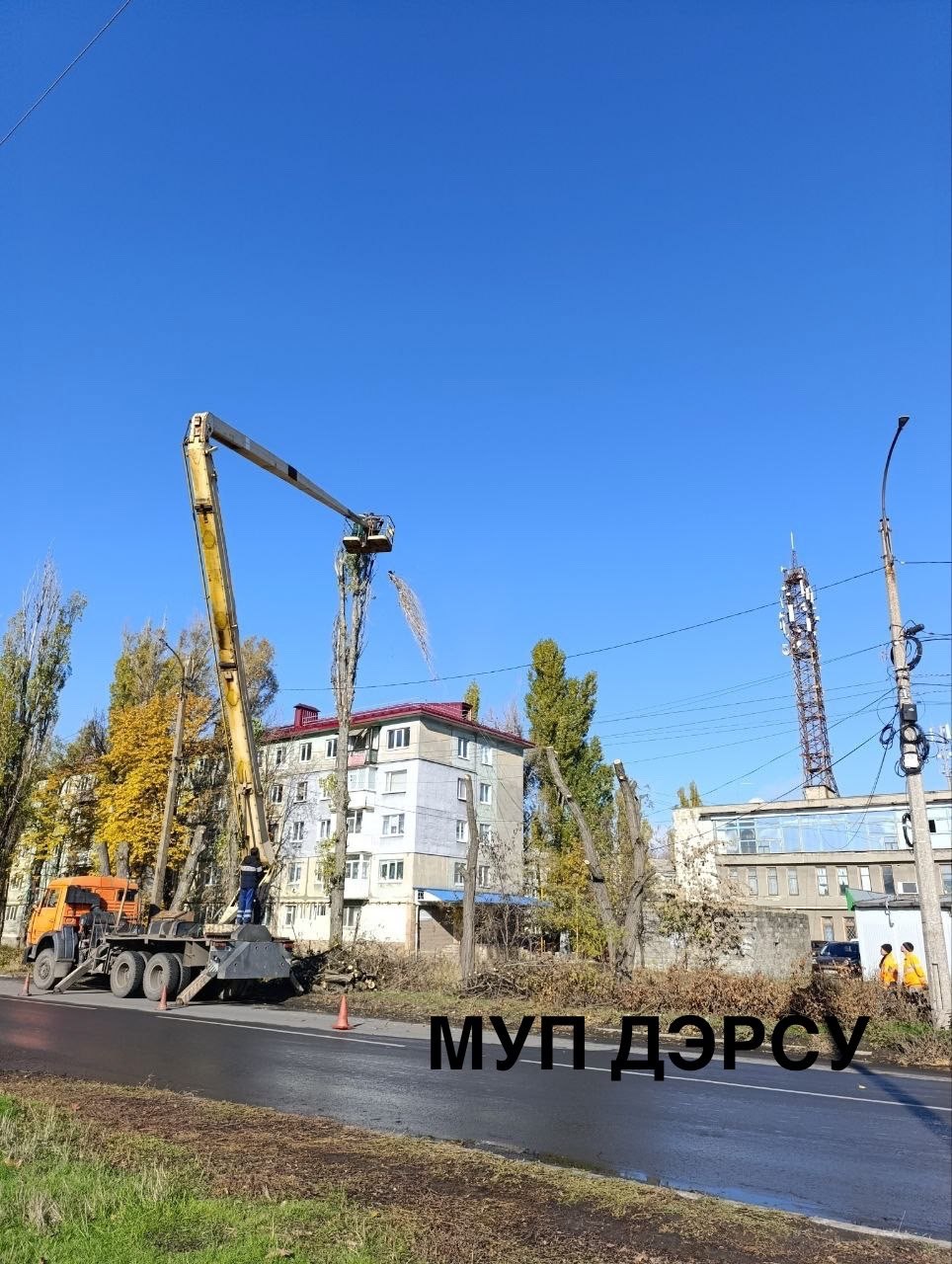 За период с 27 октября по 1 ноября работниками МУП "ДЭРСУ" были выполнены следующие работы: За период с 27 октября по 1 ноября работниками МУП "ДЭРСУ" были выполнены следующие работы: