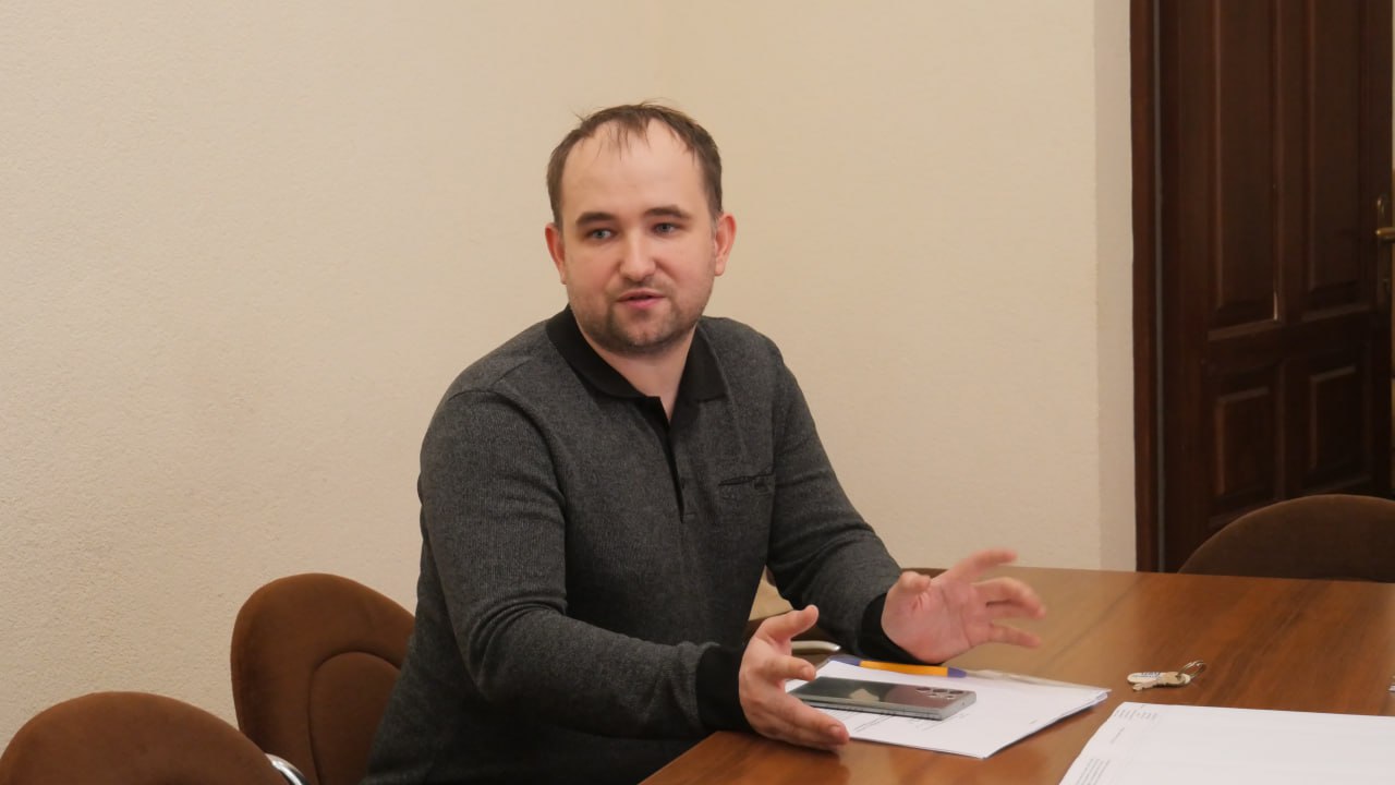 Заместитель Главы администрации муниципалитета Алёна Еськова провела личный прием граждан в администрации столицы ЛНР Заместитель Главы администрации муниципалитета Алёна Еськова провела личный прием граждан в администрации столицы ЛНР