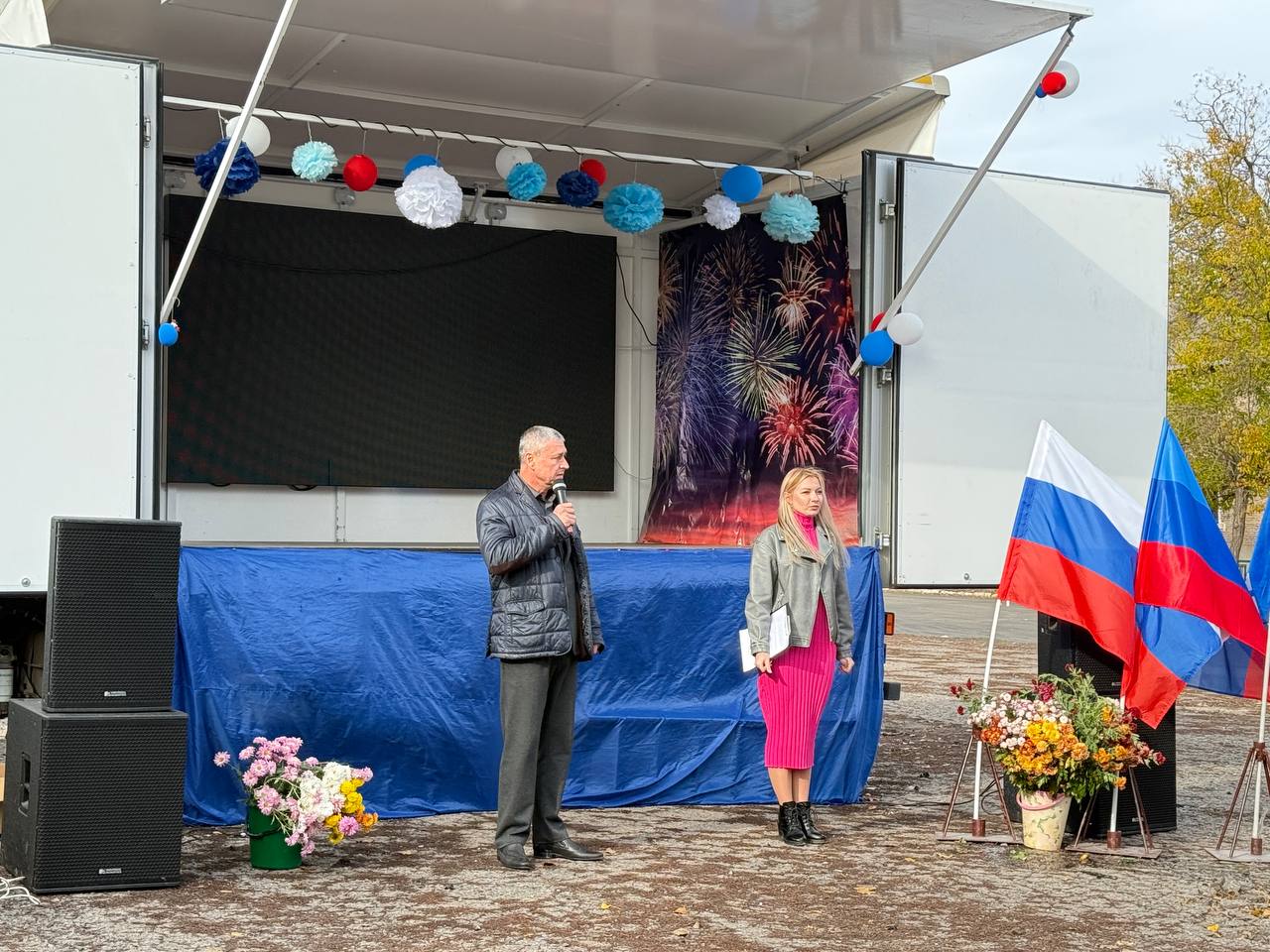 В рамках партийного проекта "Культура малой Родины" в жилмассиве Анненка отметили День Народного единства