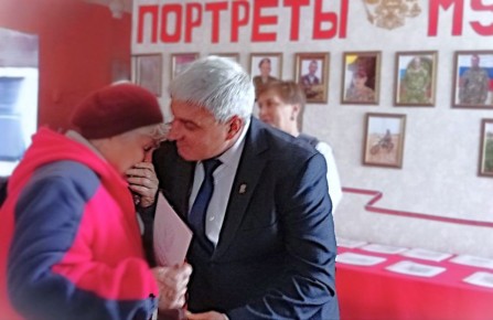 В рамках празднования Дня Народного Единства в селе Плугатарь открылась фотовыставка «Портреты мужества»