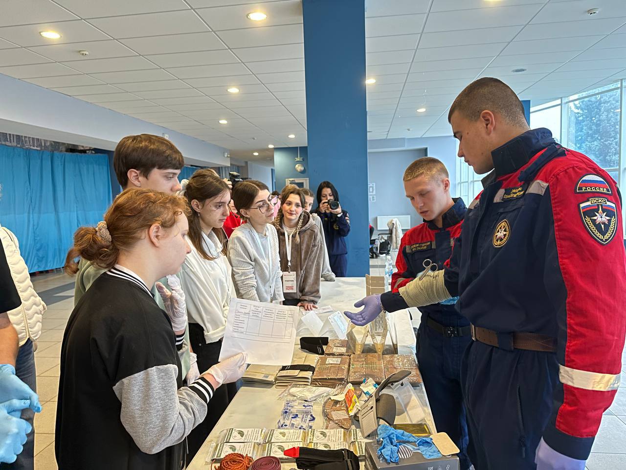 Наталия Пащенко: В ЛНР впервые прошел масштабный Чемпионат по оказанию первой помощи: 150 участников продемонстрировали готовность спасать жизни Наталия Пащенко: В ЛНР впервые прошел масштабный Чемпионат по оказанию первой помощи: 150 участников продемонстрировали готовность спасать жизни