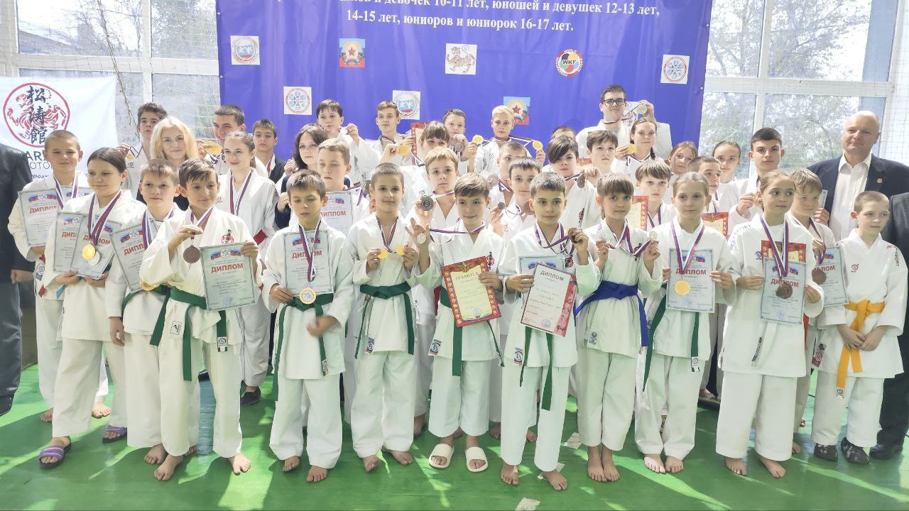 Достижения каратистов Краснодонщины на состязаниях различного масштаба