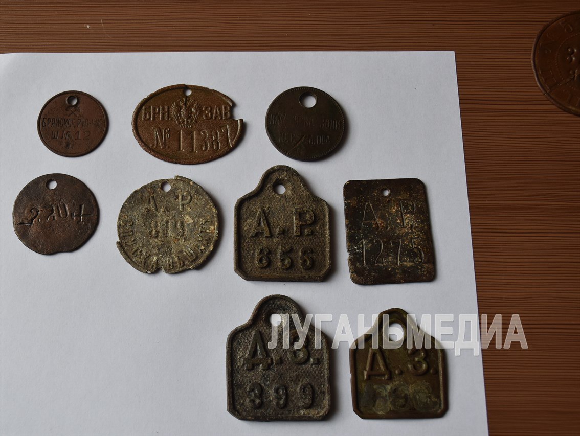 Военно-патриотическое объединение «Донбасс» из Стаханова занимается не только военной археологией, но и изучением истории города и края Военно-патриотическое объединение «Донбасс» из Стаханова занимается не только военной археологией, но и изучением истории города и края