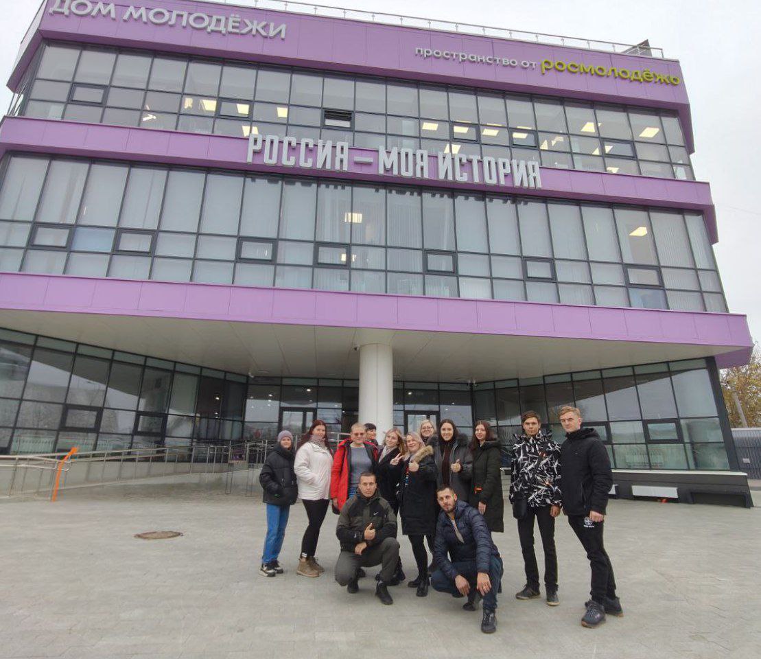 Мы едем в Казань!!. 13 молодых и активных лисичан отправились в Республику Татарстан для участия в молодежном форуме "Мост Единства"