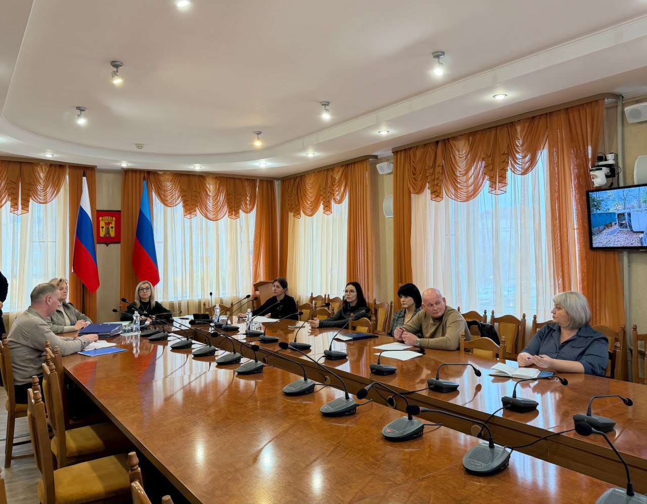 5 ноября в Администрации города Луганска состоялось заседание административной комиссии 5 ноября в Администрации города Луганска состоялось заседание административной комиссии