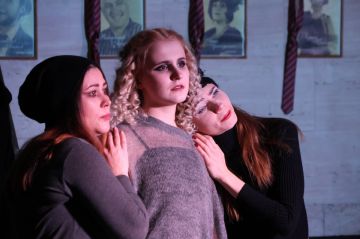        .              .  픻.  ...