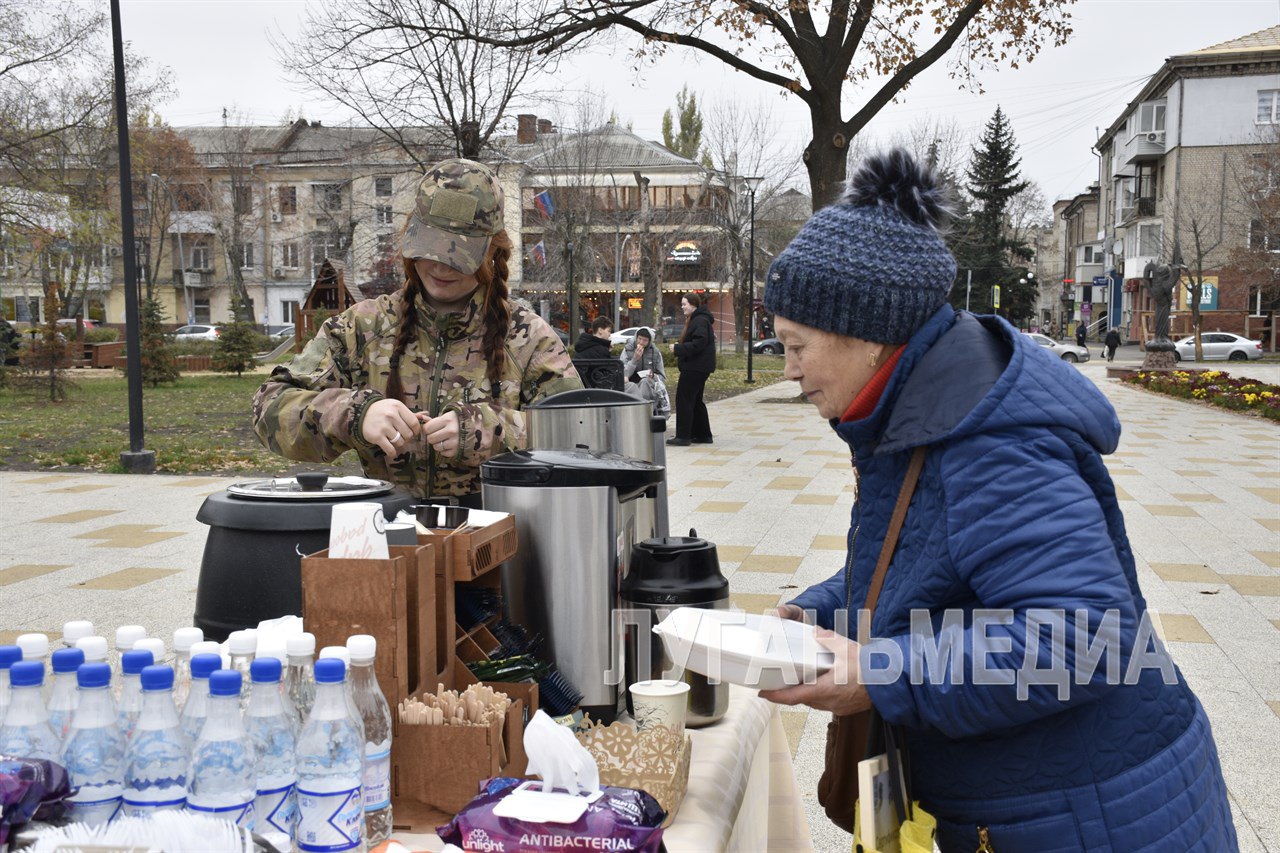 В столице ЛНР высадили новый Сад памяти В столице ЛНР высадили новый Сад памяти