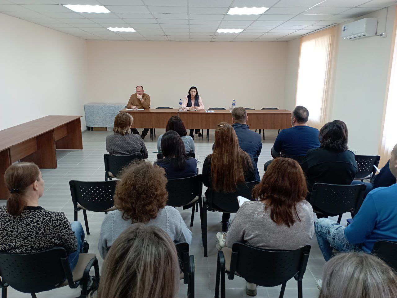 Яна Пащенко: Состоялось рабочее совещание с коллективом «Луганского центра утилизации отходов» Яна Пащенко: Состоялось рабочее совещание с коллективом «Луганского центра утилизации отходов»