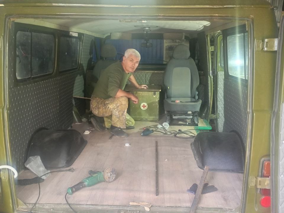 Председатель ТИК города Кировска оказал техническую помощь военнослужащим в зоне СВО Председатель ТИК города Кировска оказал техническую помощь военнослужащим в зоне СВО