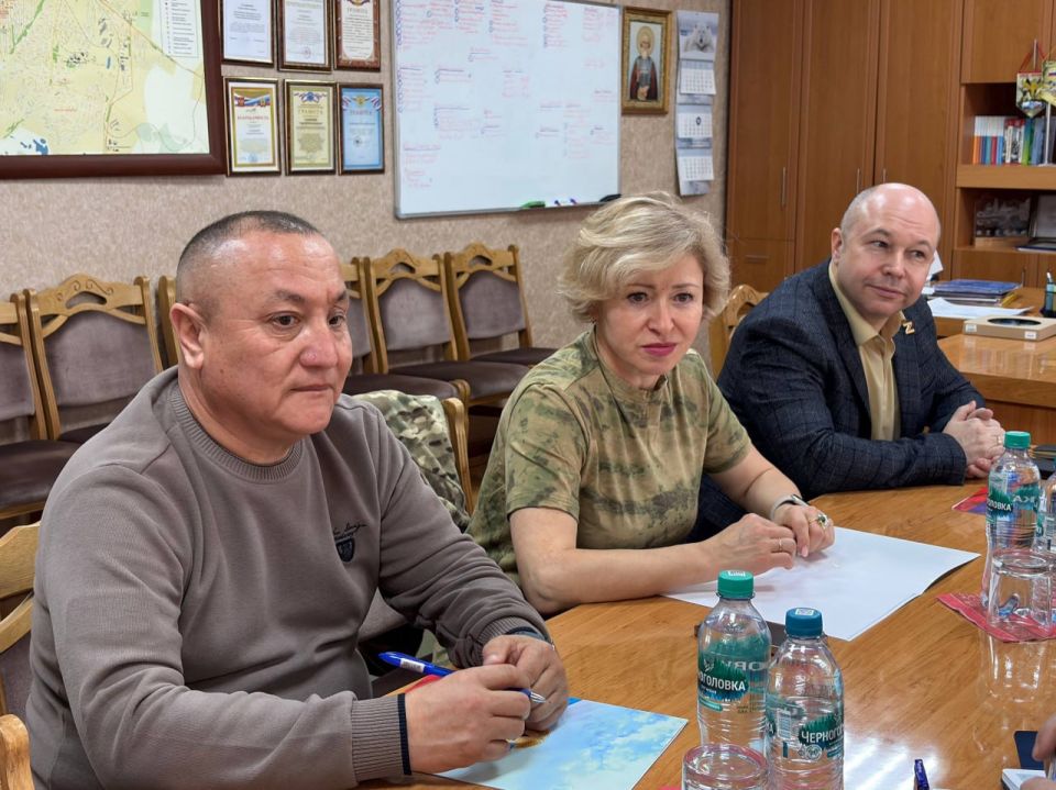 Сергей Соловьев: Сегодня наш муниципалитет с рабочим визитом посетили Министр семьи, труда и социальной защиты населения Республики Башкортостан Ленара Иванова, заместитель Министра Азамат Юлдашбаев, а также заместитель... Сергей Соловьев: Сегодня наш муниципалитет с рабочим визитом посетили Министр семьи, труда и социальной защиты населения Республики Башкортостан Ленара Иванова, заместитель Министра Азамат Юлдашбаев, а также заместитель...